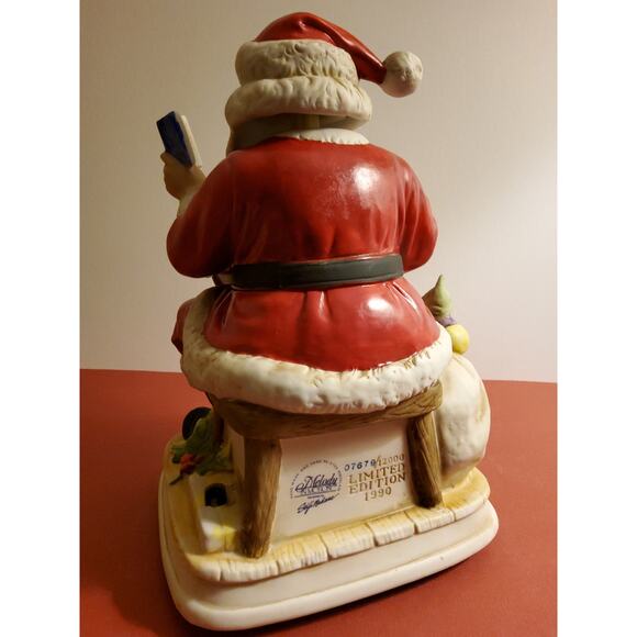 Holiday Memories (Checking It Twice) Animated Musical Santa (1990 Ltd Ed- 10¾") - Picture 5 of 6